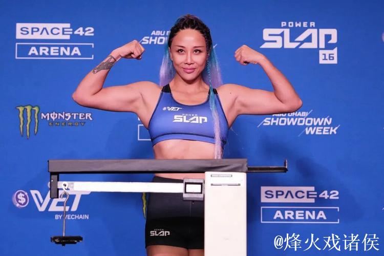 中国女孩参加世界扇耳光大赛，“他们觉得我是傻瓜”